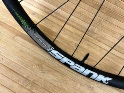 Spank 350 Vibrocore Hinterrad 29" Schwarz BOOST 148x12 Laufrad -Reverse Verkäufe IMG 7840 c8a6ca7c 89d5 4d25 98a0 4d432a1904d1