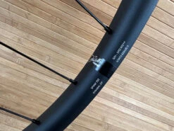 Spank 350 Vibrocore Hinterrad 29" Schwarz BOOST 148x12 Laufrad -Reverse Verkäufe IMG 7845 9b2fe95f 1e94 45e3 b08d c82e9a6a55dc