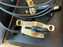 TRP DH-R EVO GOLD HD-M846 Bremse HR Hebel Rechts 23 TRP DH-R EVO GOLD HD-M846 Bremse HR Hebel Rechts -Reverse Verkäufe IMG 7883 da3443b4 1cf3 46a0 b831 9e6f299dec9a