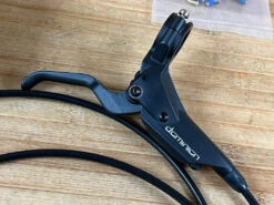 Hayes Dominion T4 Black Bremse HR / Rear -Reverse Verkäufe IMG 7914 8feaa069 76c5 402a 80b9 d305fdb7354c