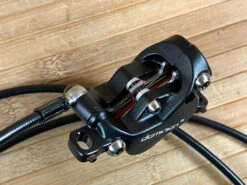 Hayes Dominion T4 Black Bremse HR / Rear -Reverse Verkäufe IMG 7915 99c8a049 24a6 46c7 a994 b24c638742d7