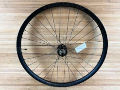 Reverse Black One Hinterrad HR 27,5" Boost 148 X 12mm Schwarz XD 18 Reverse Black One Hinterrad HR 27,5" Boost 148 X 12mm Schwarz XD -Reverse Verkäufe IMG 7968 fdf1fb6e a420 41d8 9ddb eb32f8e888d3