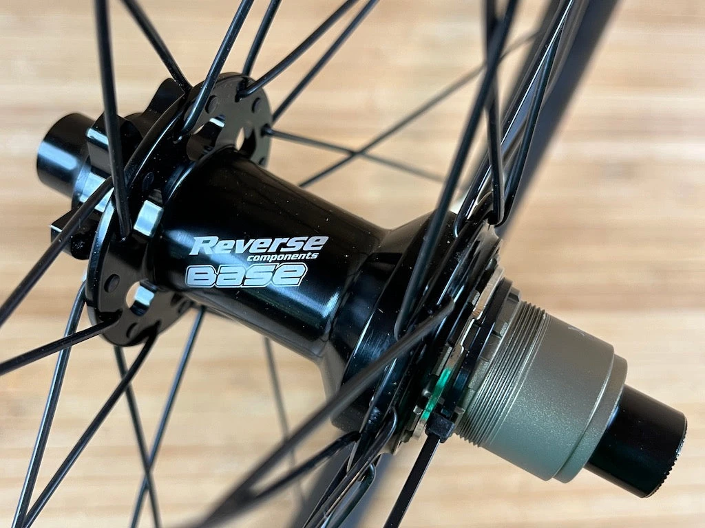 Reverse Black One Hinterrad HR 27,5" Boost 148 X 12mm Schwarz XD 4 Reverse Black One Hinterrad HR 27,5" Boost 148 X 12mm Schwarz XD – Bild 2