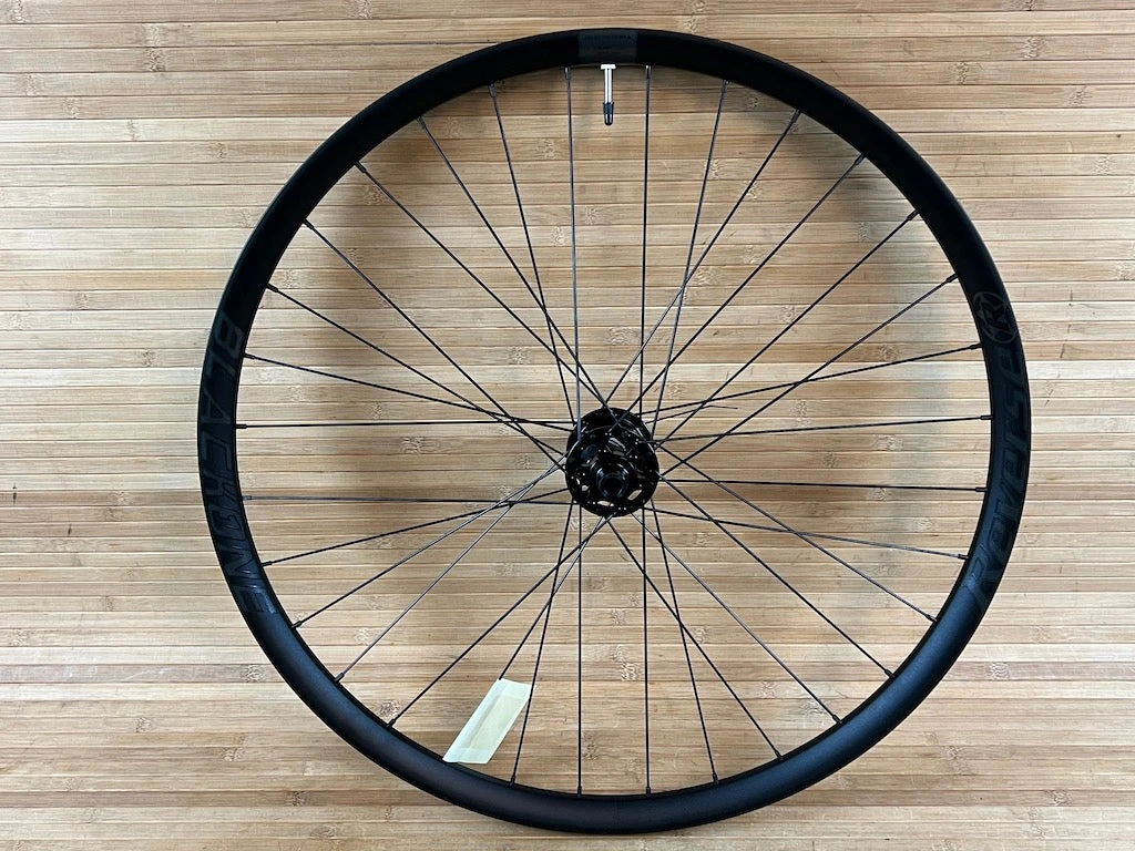 Reverse Black One Hinterrad HR 27,5" Boost 148 X 12mm Schwarz XD 3 Reverse Black One Hinterrad HR 27,5" Boost 148 X 12mm Schwarz XD