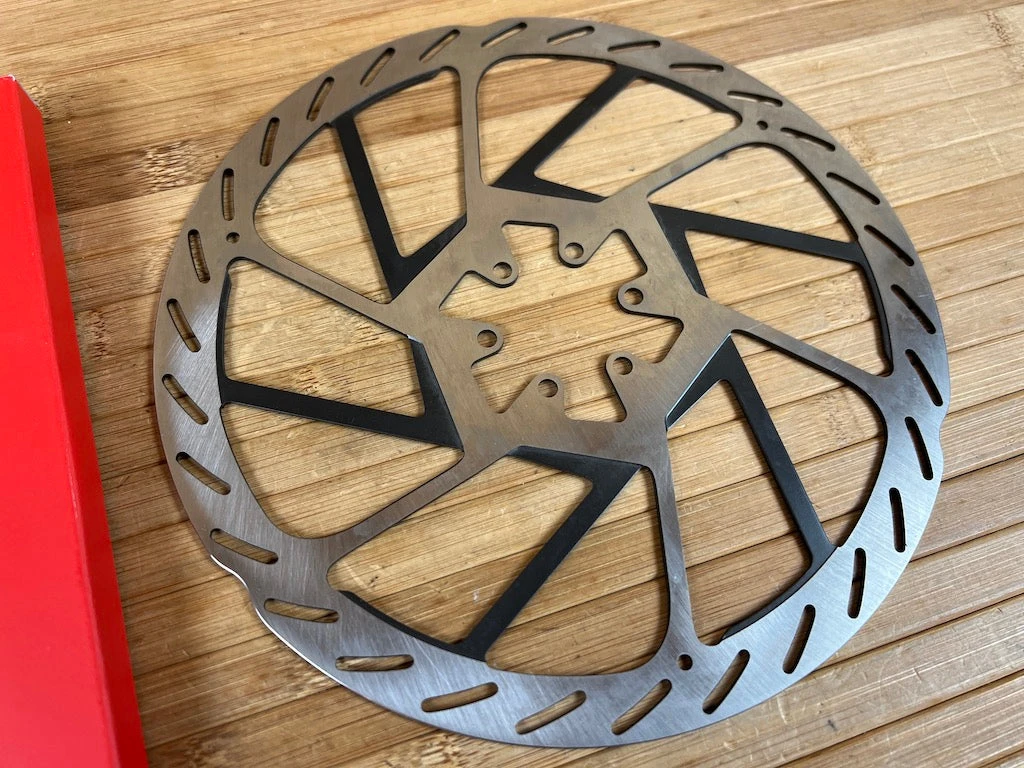 SRAM HS2 Disc / Bremsscheibe 220mm 6-Loch 5 SRAM HS2 Disc / Bremsscheibe 220mm 6-Loch – Bild 3