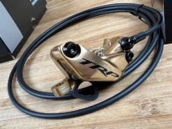 TRP DH-R EVO GOLD HD-M846 Bremse VR Hebel Links 23 TRP DH-R EVO GOLD HD-M846 Bremse VR Hebel Links -Reverse Verkäufe IMG 8074 fea61489 ec4c 4de0 844d df23ee36da20