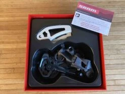 SRAM GX Eagle 12-fach Schaltwerk 22 SRAM GX Eagle 12-fach Schaltwerk -Reverse Verkäufe IMG 8111