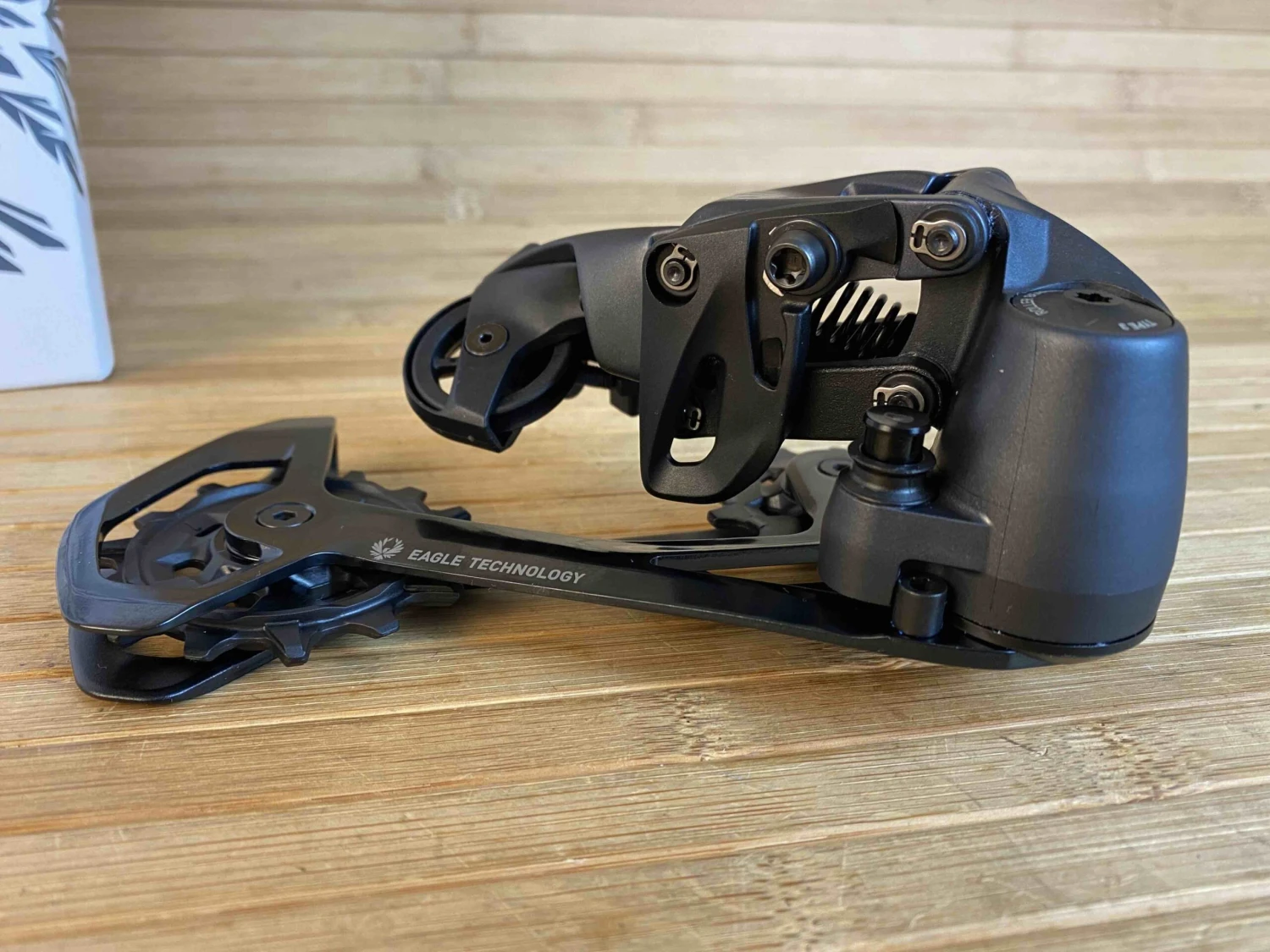 SRAM GX Eagle 12-fach Schaltwerk 8 SRAM GX Eagle 12-fach Schaltwerk – Bild 6