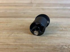 Intend Blackline Smarty Headcap Set Mit Kralle Schwarz 23,7-24,7mm -Reverse Verkäufe IMG 8133