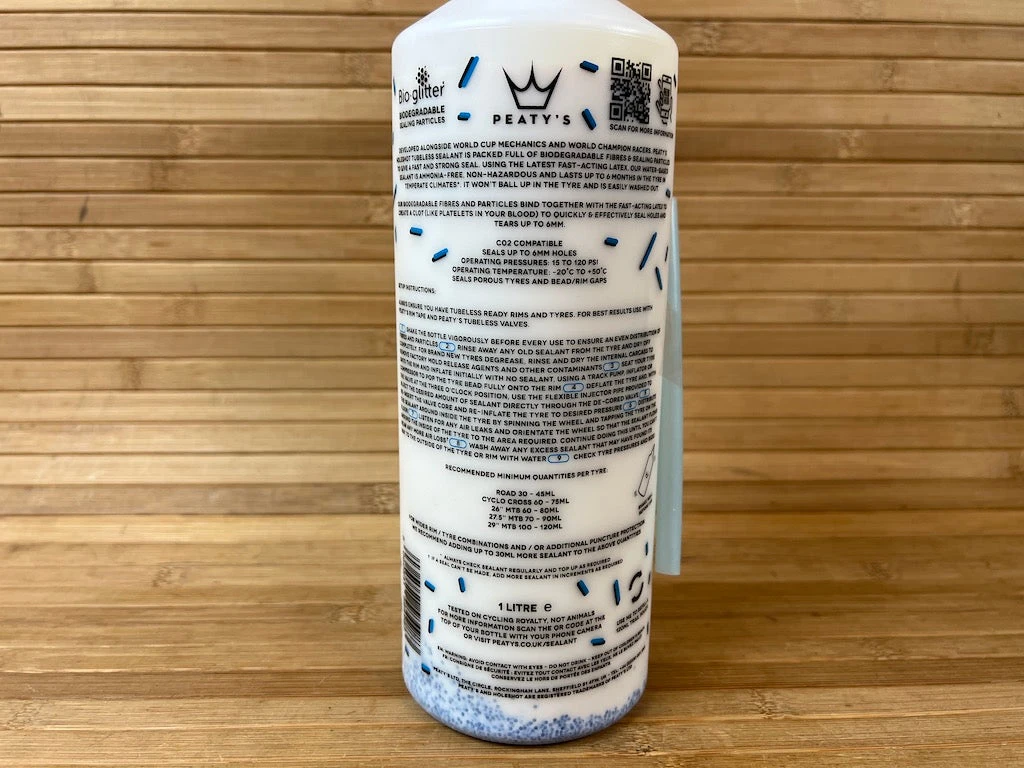 Peaty's Holeshot BioFibre Tubeless Tire Sealant 1L Dichtmilch 5 Peaty's Holeshot BioFibre Tubeless Tire Sealant 1L Dichtmilch – Bild 3