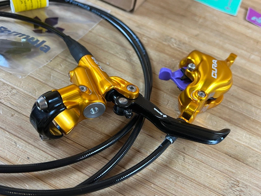 Formula CURA Scheibenbremse Gold VR Oder HR 9 Formula CURA Scheibenbremse Gold VR Oder HR – Bild 7