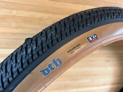 Maxxis DTH Tanwall Reifen 26 X 2.3 EXO Draht -Reverse Verkäufe IMG 8845 5d39f047 a164 40ec b205 700ff4c8baea