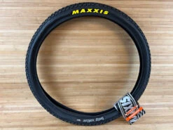 Maxxis Holy Roller Reifen 26 X 2.4 MaxxPro 60TPI Single Ply