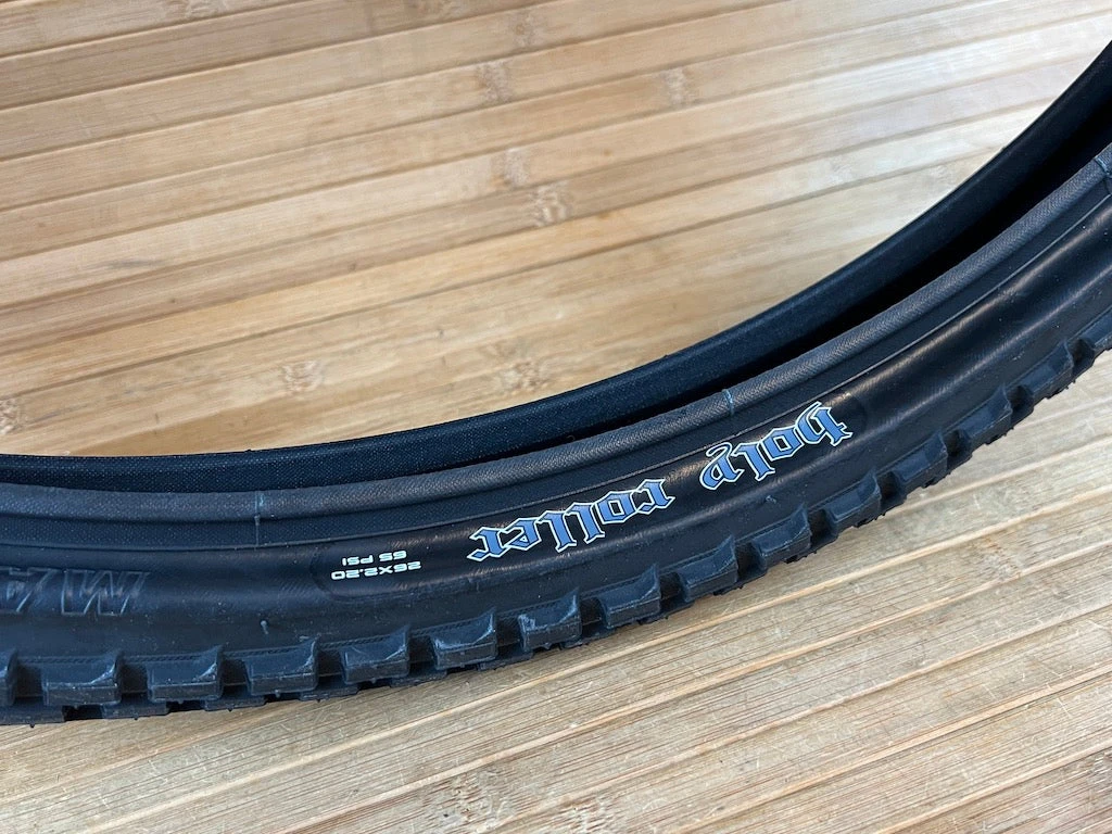 Maxxis Holy Roller Reifen 26 X 2.2 60TPI 4 Maxxis Holy Roller Reifen 26 X 2.2 60TPI – Bild 2