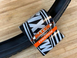 Maxxis Holy Roller Reifen 26 X 2.2 60TPI 12 Maxxis Holy Roller Reifen 26 X 2.2 60TPI -Reverse Verkäufe IMG 8864