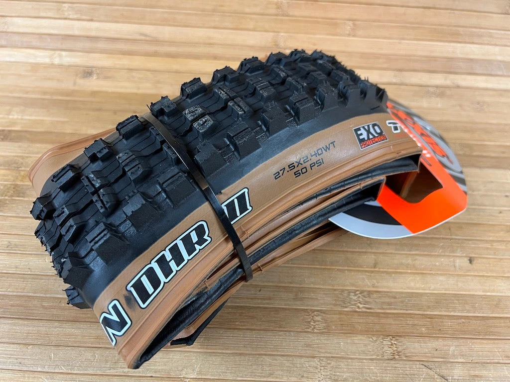 Maxxis Minion DHR II Tanwall Reifen 27.5 X 2.4 EXO TR 4 Maxxis Minion DHR II Tanwall Reifen 27.5 X 2.4 EXO TR – Bild 2