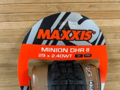 Maxxis Minion DHR II Tanwall Reifen 29 X 2.4 EXO TR 8 Maxxis Minion DHR II Tanwall Reifen 29 X 2.4 EXO TR -Reverse Verkäufe IMG 8875 a0c962e8 15cb 4aa4 9b45 791ee8c3f27e
