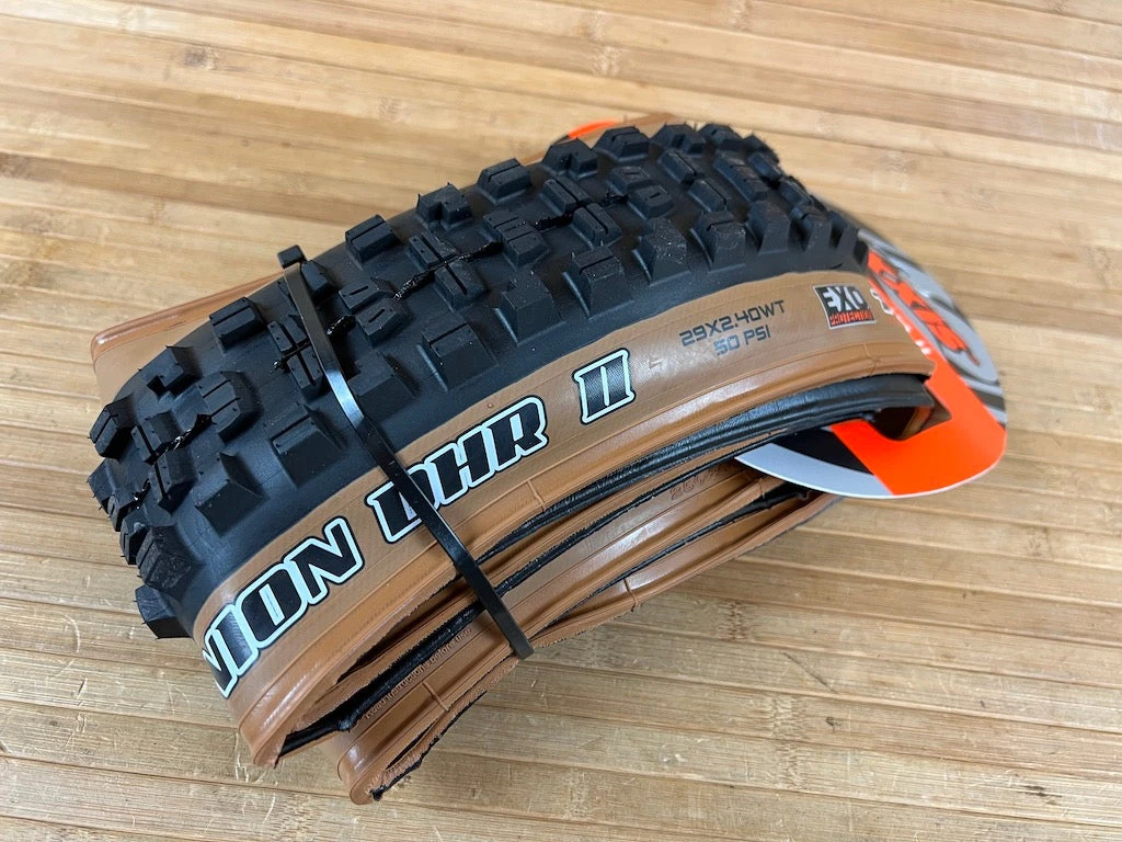 Maxxis Minion DHR II Tanwall Reifen 29 X 2.4 EXO TR 4 Maxxis Minion DHR II Tanwall Reifen 29 X 2.4 EXO TR – Bild 2