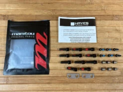 Manitou Dorado Schrauben Set / Fasteners Service