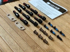 Manitou Dorado Schrauben Set / Fasteners Service -Reverse Verkäufe IMG 8928 b7a61f1d 4d32 4515 b34a c7f9b95a58bb