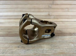 Spank Split Stem / Vorbau Bronze 31,8mm / 38mm -Reverse Verkäufe IMG 8985 5dc1703d f4be 483e 923a 9cc2573e2466