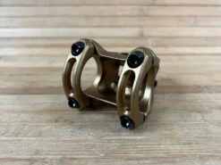 Spank Split Stem / Vorbau Bronze 31,8mm / 38mm -Reverse Verkäufe IMG 8986 5e715a9a 0963 4fd2 888f 8bcfdfebe300