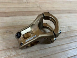 Spank Split Stem / Vorbau Bronze 31,8mm / 38mm -Reverse Verkäufe IMG 8990 5edc60d0 4b98 4f8a a3cb 9f0d7666fda8