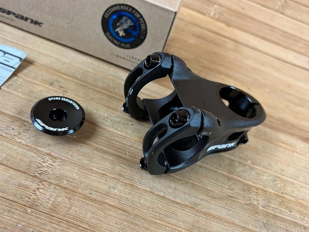 Spank Split Stem / Vorbau Black 31,8mm / 48mm 4 Spank Split Stem / Vorbau Black 31,8mm / 48mm – Bild 2