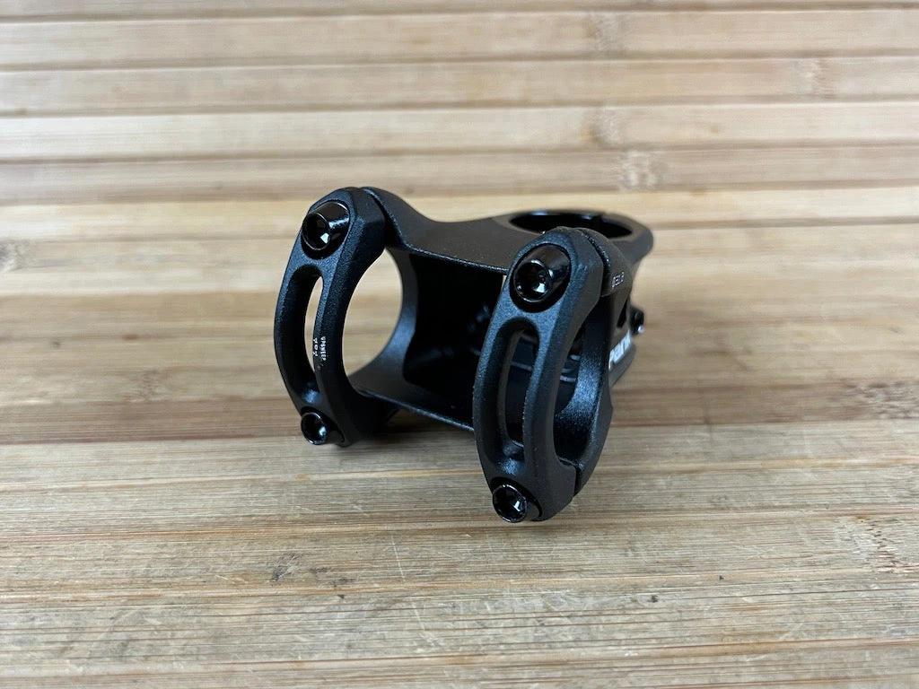 Spank Split Stem / Vorbau Black 31,8mm / 48mm 6 Spank Split Stem / Vorbau Black 31,8mm / 48mm – Bild 4