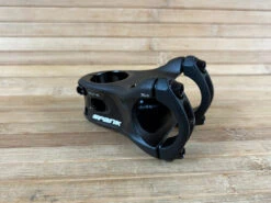 Spank Split Stem / Vorbau Black 31,8mm / 48mm 15 Spank Split Stem / Vorbau Black 31,8mm / 48mm -Reverse Verkäufe IMG 8998 469312da 8d69 4727 9caf 79ea8bbb11d3