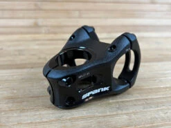 Spank Split Stem / Vorbau Black 31,8mm / 33mm -Reverse Verkäufe IMG 9010 b667bca0 18d5 40e0 a7aa 13f1c7e47c9c