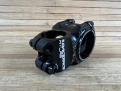 Race Face Atlas Vorbau 35mm / 35mm Black -Reverse Verkäufe IMG 9019 390eebd9 1a1b 4219 9ebe 19d949ce05a9