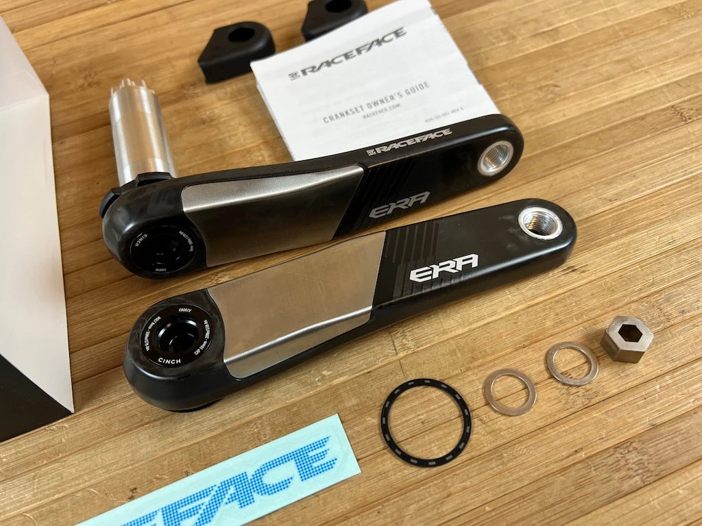 Race Face ERA Carbon Kurbel 165mm Schwarz 136er Achse 4 Race Face ERA Carbon Kurbel 165mm Schwarz 136er Achse – Bild 2