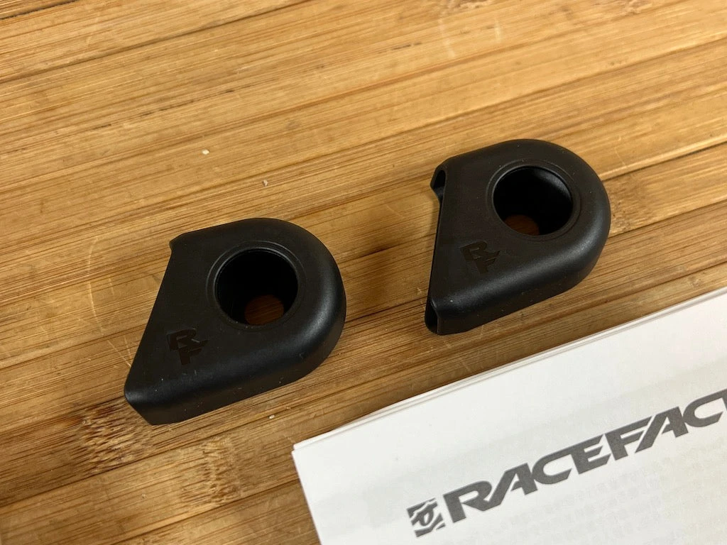 Race Face ERA Carbon Kurbel 165mm Schwarz 136er Achse 9 Race Face ERA Carbon Kurbel 165mm Schwarz 136er Achse – Bild 7