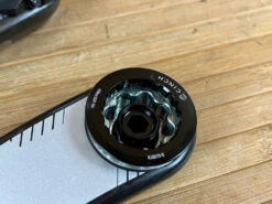 Race Face ERA Carbon Kurbel 165mm Schwarz 136er Achse 14 Race Face ERA Carbon Kurbel 165mm Schwarz 136er Achse -Reverse Verkäufe IMG 9045