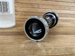 Hope Bottom Bracket Hollowtech II 83mm DH Innenlager Silber -Reverse Verkäufe IMG 9067