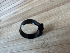 Intend Corona Ø34,9mm Sattelklemme Schwarz -Reverse Verkäufe IMG 9067 95a6d9dc d101 4452 91b9 98a3429f1e74