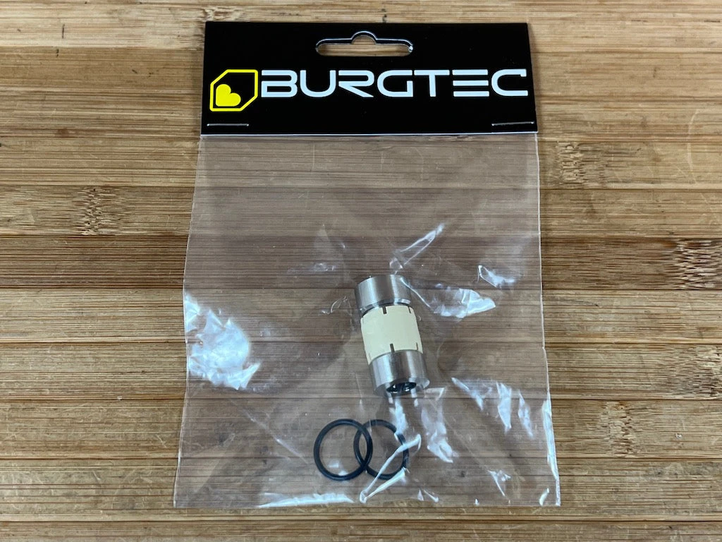 Burgtec TITAN Dämpferbuchse 30x8mm 3 Burgtec TITAN Dämpferbuchse 30x8mm