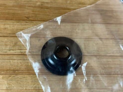 Burgtec Top Cap Black / Schwarz -Reverse Verkäufe IMG 9118 6c511391 aad2 4be3 80d9 12455dbf4369