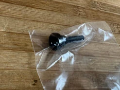 Burgtec Top Cap Bolt / Schraube Black / Schwarz -Reverse Verkäufe IMG 9122 ac5ae4c3 8308 41e8 8ce1 55ad70934de0