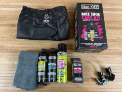 Muc-Off Muc Off Premium Bike Shoe Care Kit Reinigungskit Schuhe