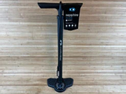 Crankbrothers Sapphire Standpumpe / Pumpe Midnight Edition Black