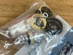 Fox Transfer Dichtungen / Seal Kit 2020 Rebuild -Reverse Verkäufe IMG 9481