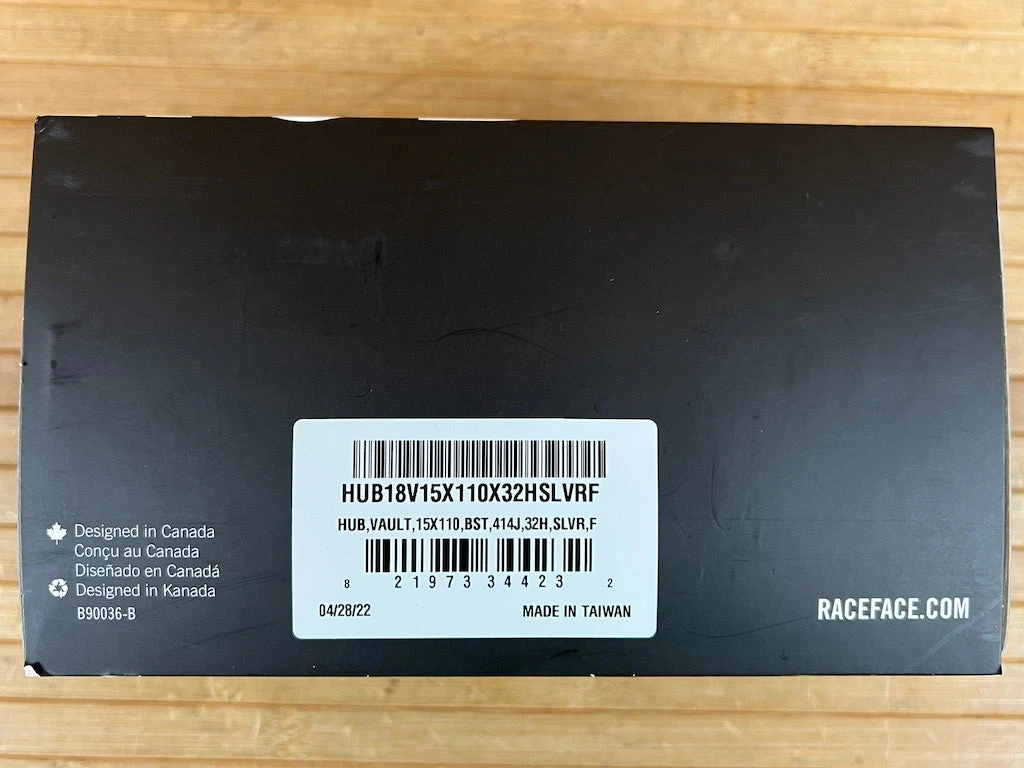 Race Face Vault VR Nabe Boost 110x15 32 Loch Silber 9 Race Face Vault VR Nabe Boost 110x15 32 Loch Silber – Bild 7