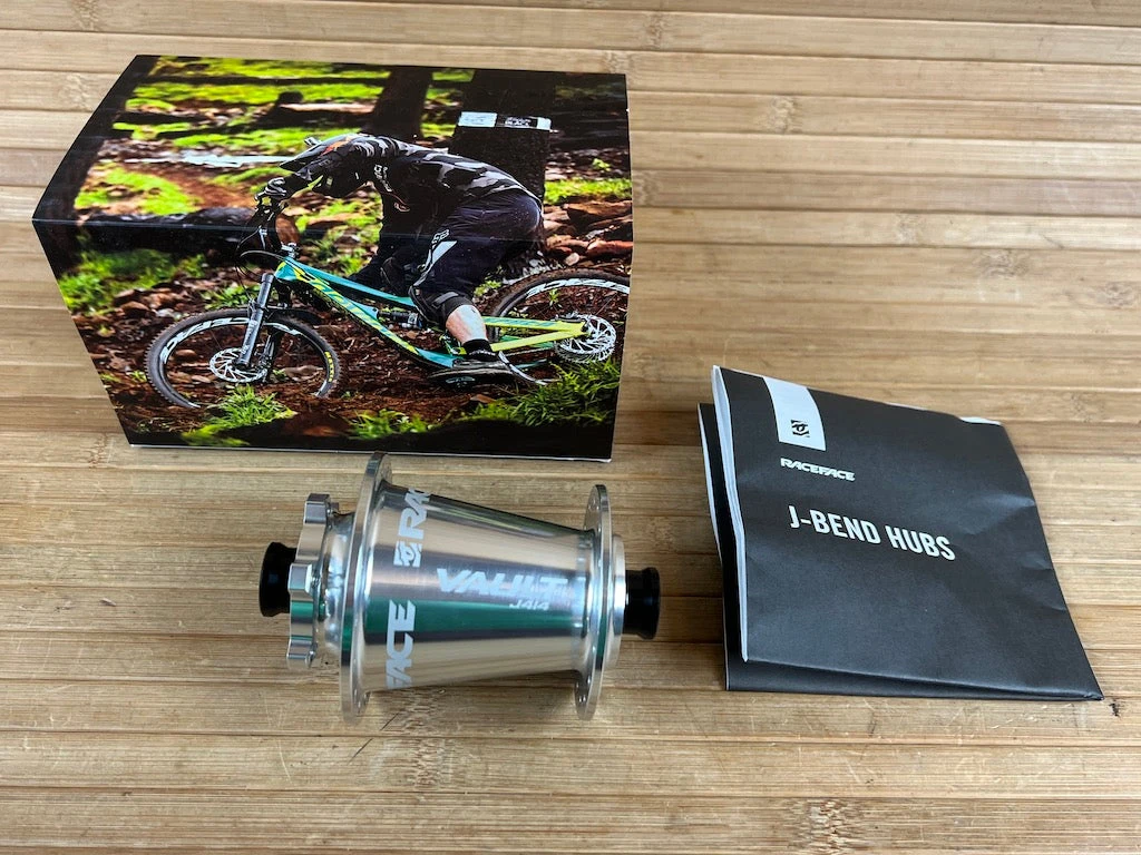 Race Face Vault VR Nabe Boost 110x15 32 Loch Silber 3 Race Face Vault VR Nabe Boost 110x15 32 Loch Silber