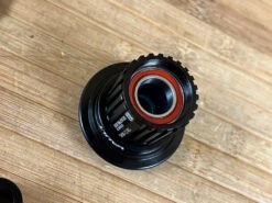 Race Face Vault Micro Spline Freilaufkörper / Free Hub Body -Reverse Verkäufe IMG 9608 62e7e693 c530 4641 a575 8e52e22e28c3