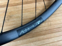 Race Face Aeffect R 30 Vorderrad VR 27,5" Boost Schwarz 14 Race Face Aeffect R 30 Vorderrad VR 27,5" Boost Schwarz -Reverse Verkäufe IMG 9673 40a77971 9edf 4d8c 9a08 0e13ee3d226b