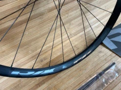 Race Face Aeffect R 30 Hinterrad HR 29" Boost Schwarz Microspline -Reverse Verkäufe IMG 9688 06c8d7e4 b4f8 4689 a184 ae04abdf9597