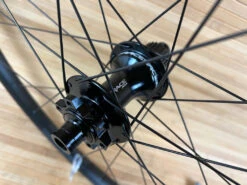 Race Face Aeffect R 30 Hinterrad HR 29" Boost Schwarz Microspline -Reverse Verkäufe IMG 9693 85866797 25b7 4865 bc7f 3610e7bbffc5