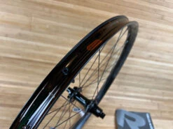 Race Face Aeffect R 30 Hinterrad HR 27,5" Super Boost Schwarz 157 X 12mm -Reverse Verkäufe IMG 9701 cf2c7f75 4dce 4298 a85d a94ed20e00e4